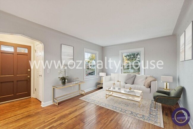 Foto del edificio - 4114 S Detroit Ave