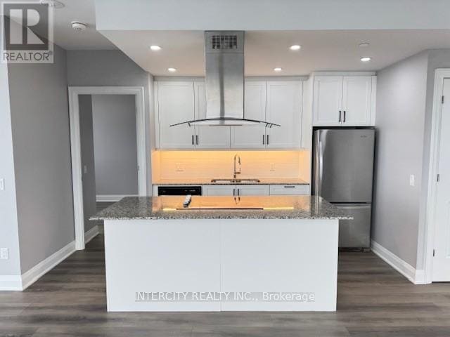 Building Photo - 20 Gatineau Dr