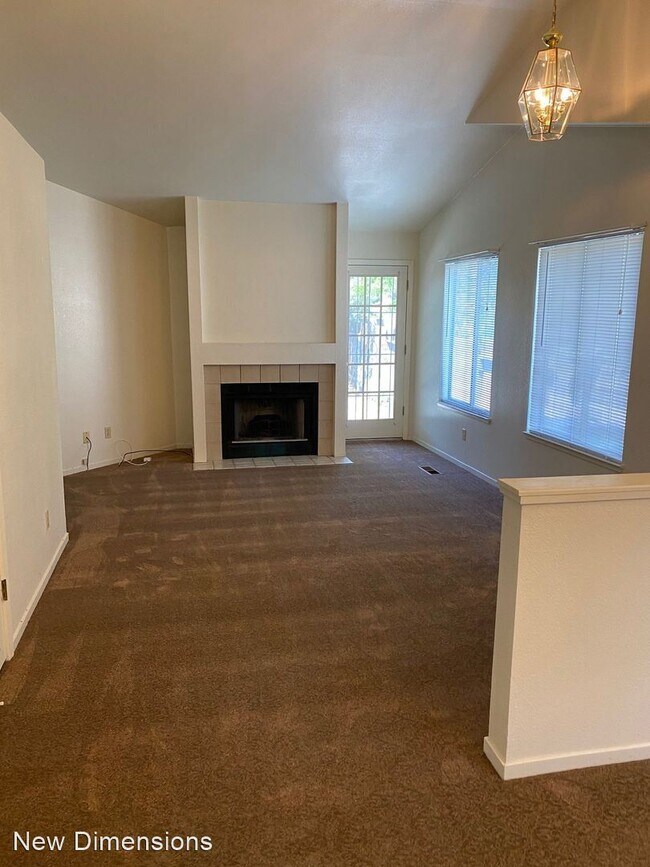Building Photo - 2 br, 2 bath House - 4089 Snowshoe Lane