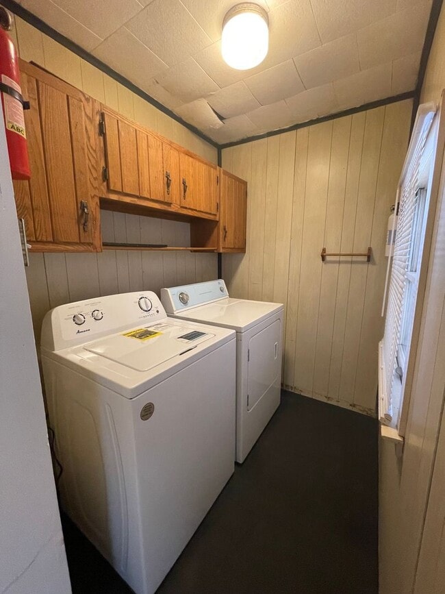 Foto del edificio - 4 Bedroom Single family Home