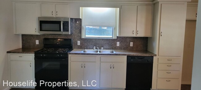 Foto del edificio - 3 br, 1 bath House - 4014 Glen St