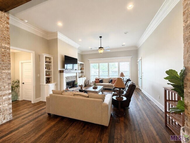 Foto del edificio - 41035 Talonwood Dr
