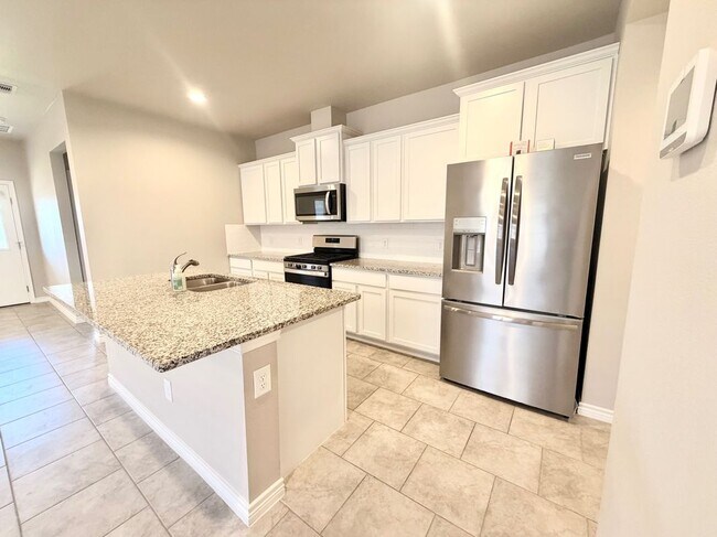 Foto del edificio - 7742 Lariat Toss Dr