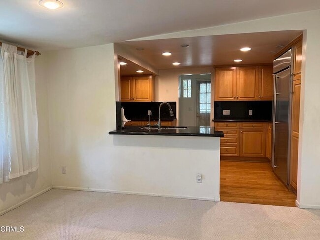 Building Photo - 5414 Palm Dr