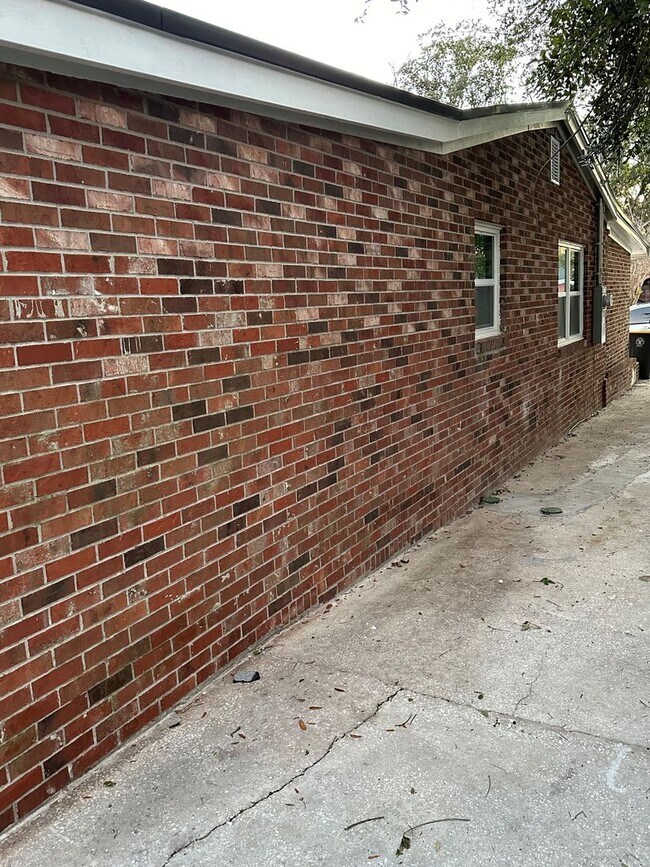 Foto del edificio - 4213 Etta St