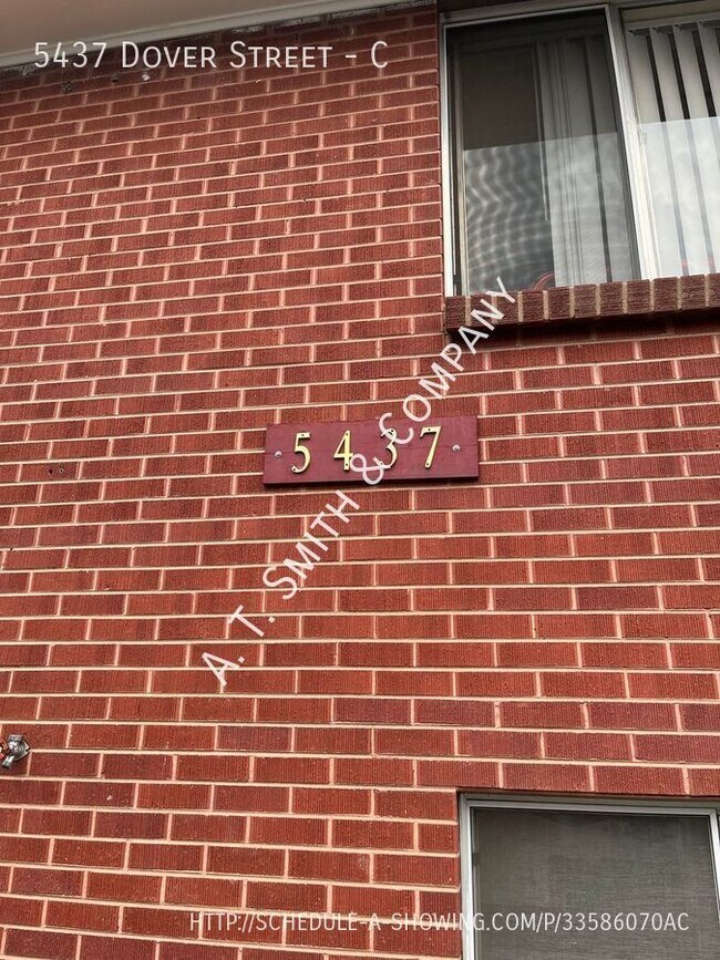 Foto del edificio - Two Bedroom Apartment Located in Arvada!