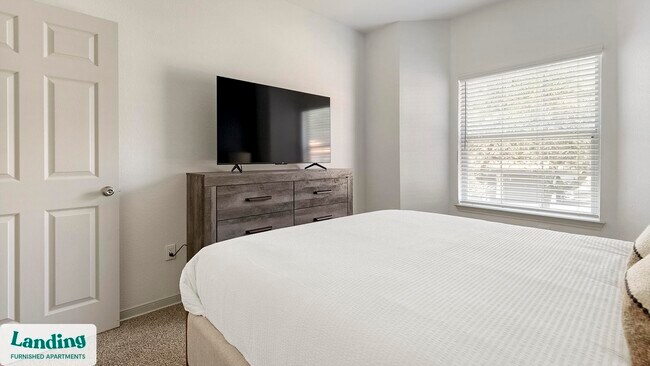 Building Photo - 19275 Stone Oak Pkwy