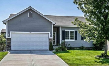 Building Photo - 4507 Clearwater Dr