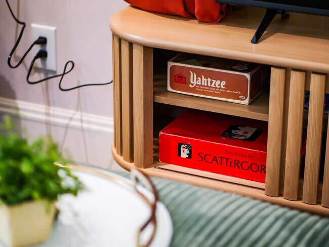 Foto del edificio - 6110 Ellen Ave