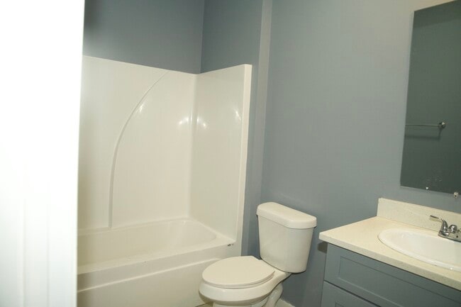 Bath #1 - 343 W Johnson St Apartment