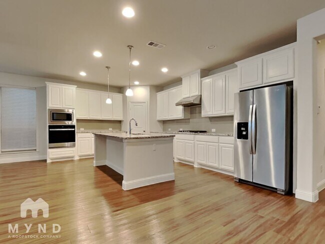 Building Photo - 3105 Damsel Sauvage Ln