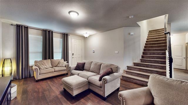 Foto del edificio - 8657 Star Thistle Dr
