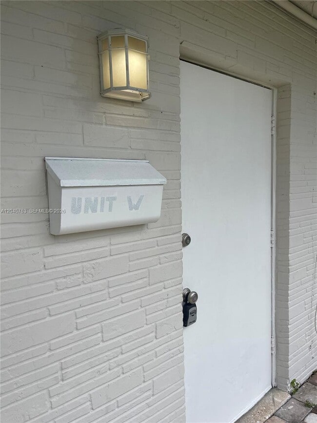 Foto del edificio - 1004 SW 24th Ave