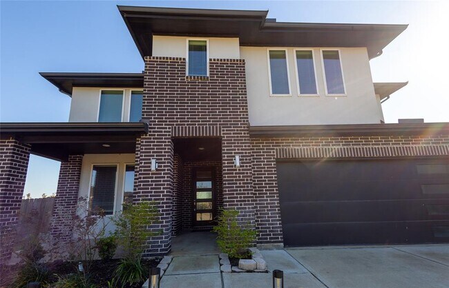 Building Photo - 29235 Alpine Garden Dr