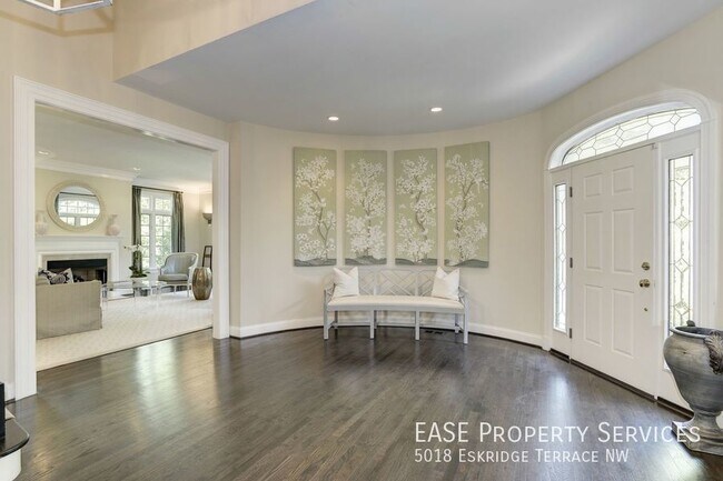 Building Photo - 5018 Eskridge Terrace NW