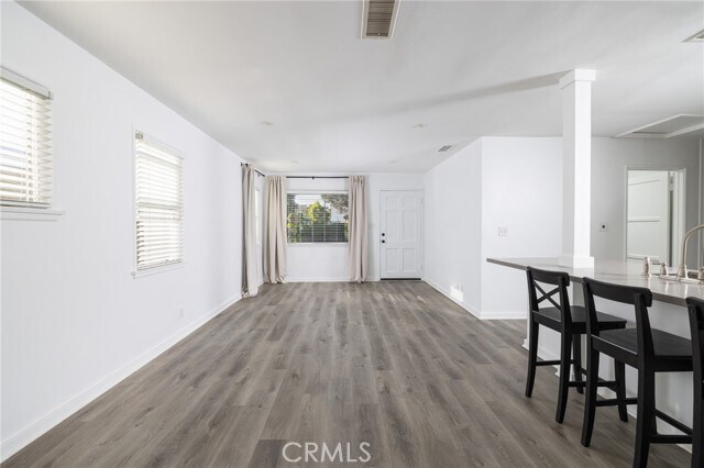 Foto del edificio - 524 Tustin Ave