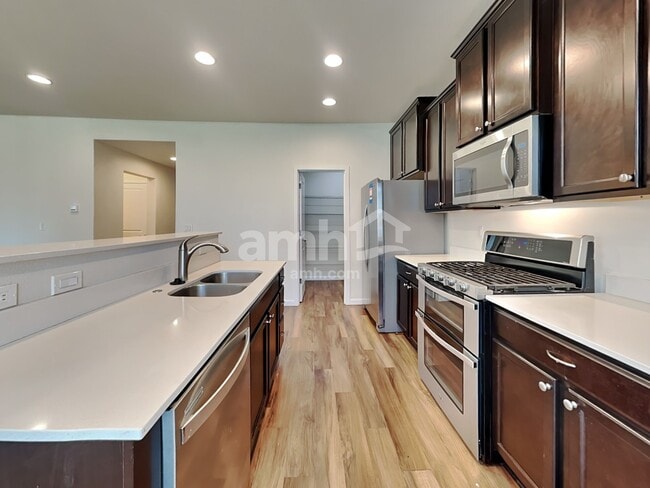 Foto del edificio - 9011 NE 165th Ave