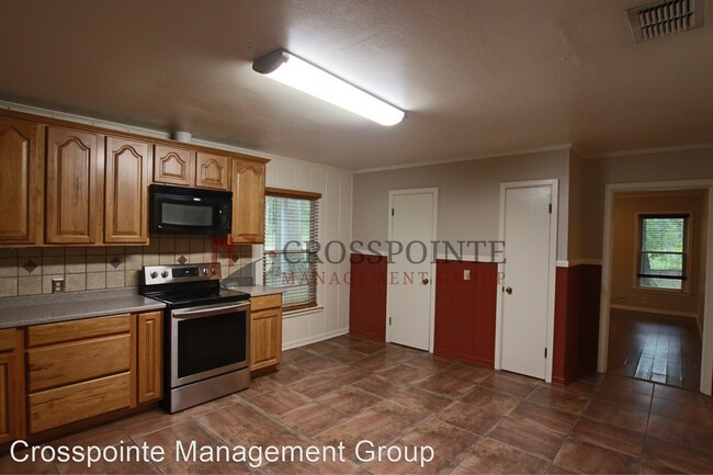 Building Photo - 2 br, 1 bath House - 12951 CR 431