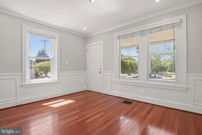 Foto del edificio - 54 Jefferson Ave