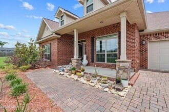 Building Photo - 4904 Christy Ln