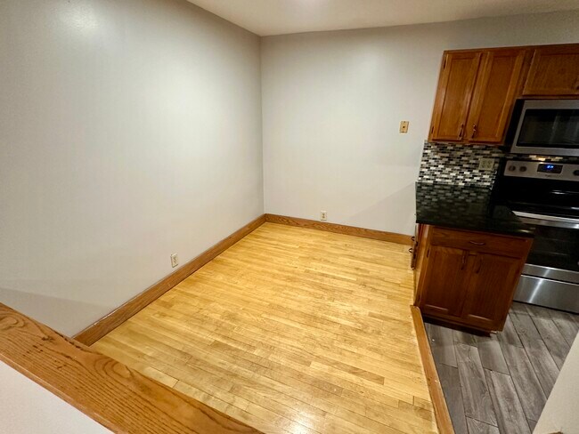 Foto del edificio - 2518 Emerson Ave S