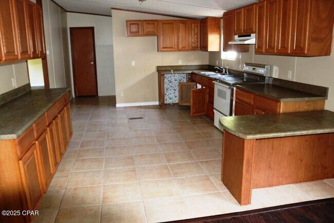 Foto del edificio - 5011 Lake Dr