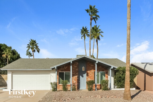 Building Photo - 4050 E Walatowa St