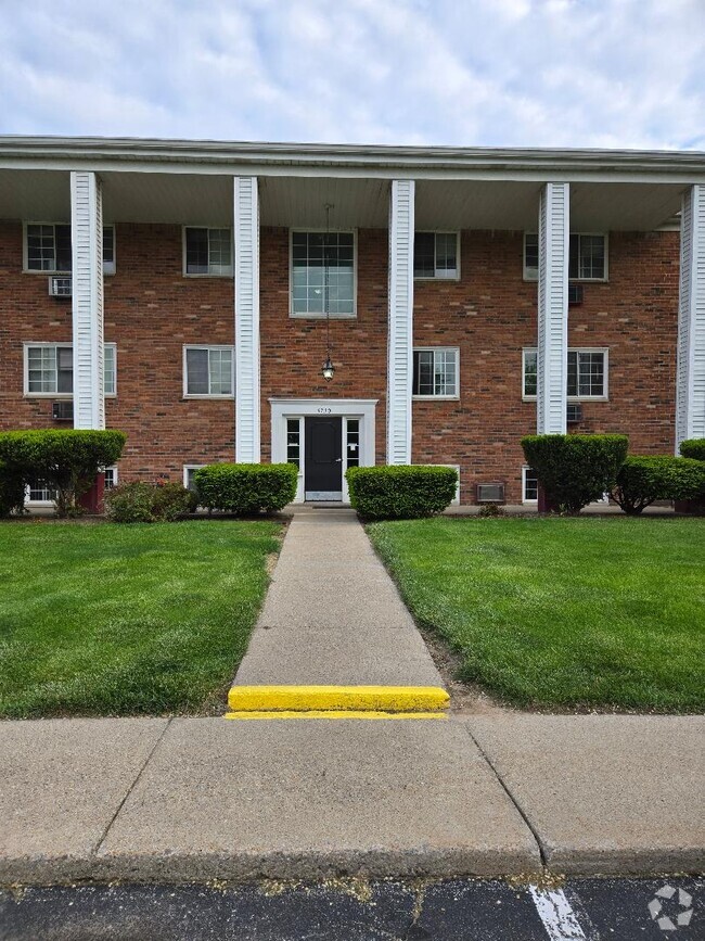 Building Photo - Orchard Manor Apartments