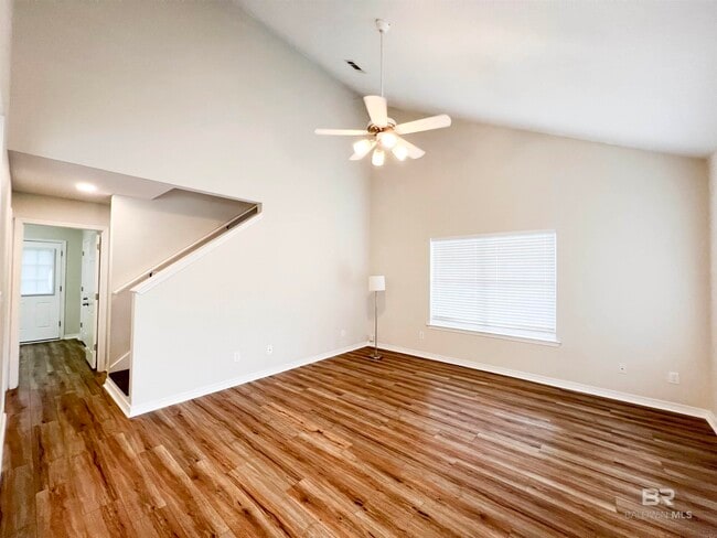 Building Photo - 120 Covey Run Pl