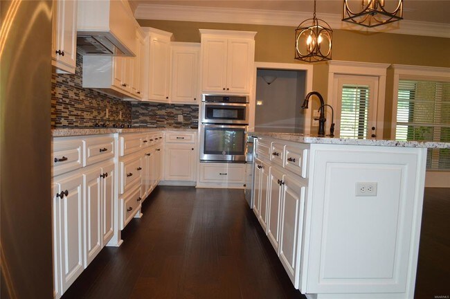 Building Photo - 3639 Oak Ridge Ln