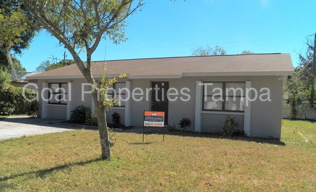 8201 Laguna Ln Tampa Fl 33619 House For In 8201 Laguna Ln Tampa Fl 33619 House