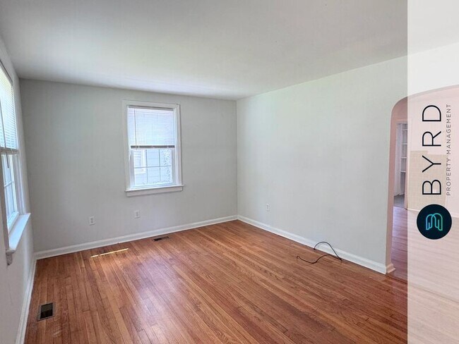 Foto del edificio - 6515 Stuart Ave