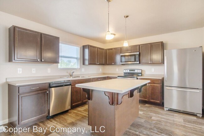 Building Photo - 4 br, 2.5 bath House - 2680 Plover Drive