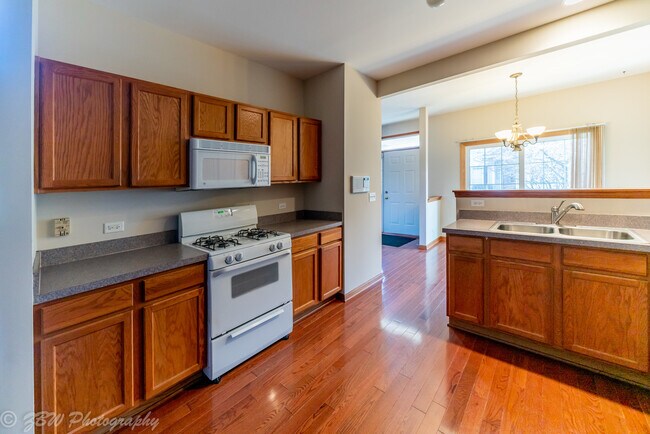 Foto del edificio - 850 County Line Rd