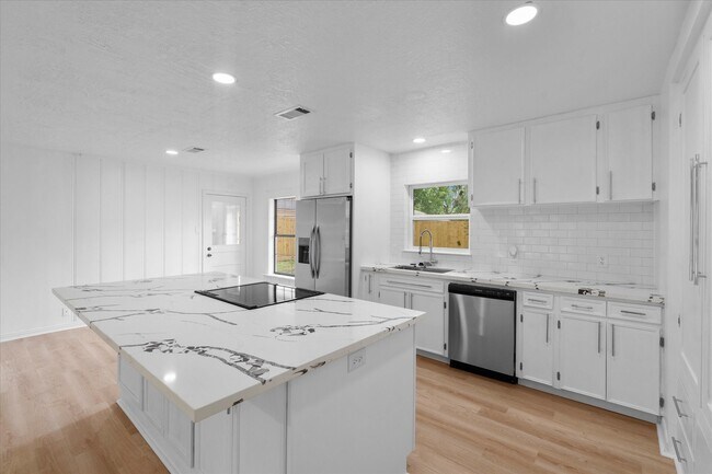 Foto del edificio - 2214 Ansbury Dr