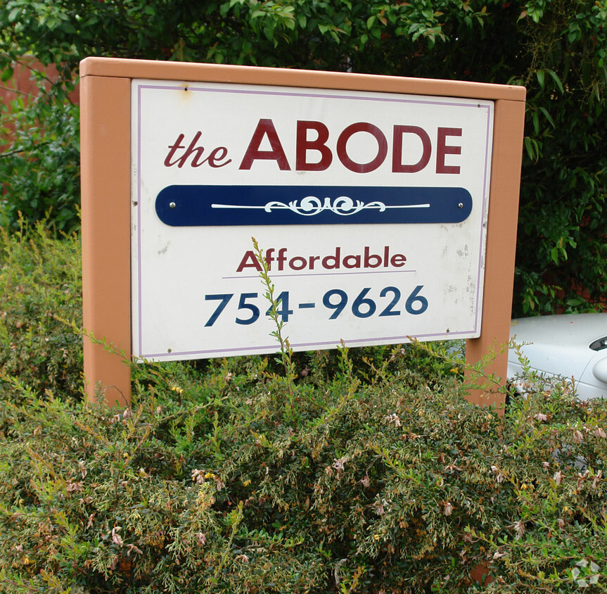 Building Photo - The Abode