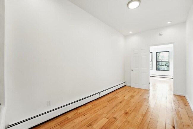 Foto del edificio - 138 Leonard St