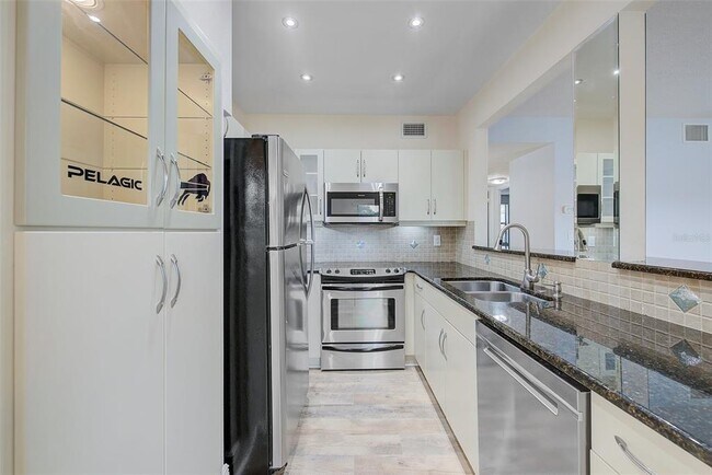 Foto del edificio - 554 Plaza Seville Ct