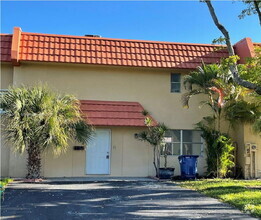 Building Photo - 7132 NW 169th St