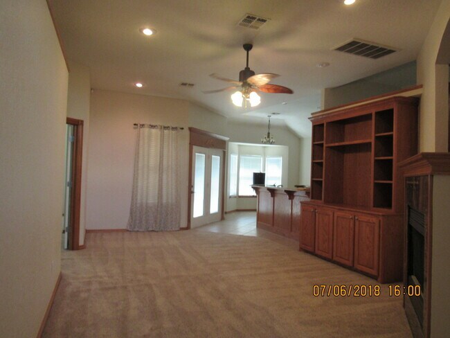 Foto del edificio - Pet Negotiable Upon Homeowner Approval!!