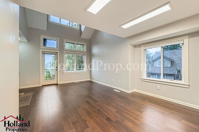 Foto del edificio - Gorgeous 2 Bed 2 Bath in Great Location!!!...