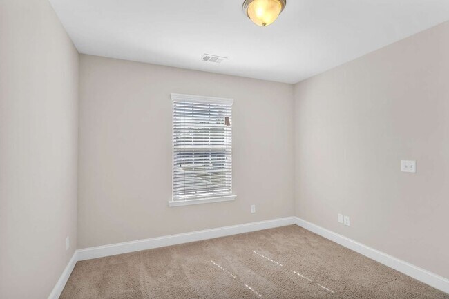 Foto del edificio - 509 Ferguson Ln