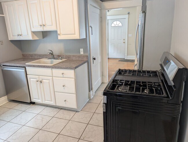 Foto del edificio - 81 Church St