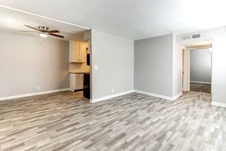 Building Photo - The Brentwood