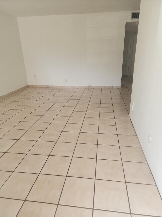 Foto del edificio - 1007 N 19th Ave