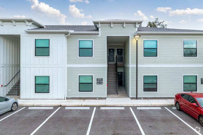 Ángulo 2 del edificio alternativo - The Grove