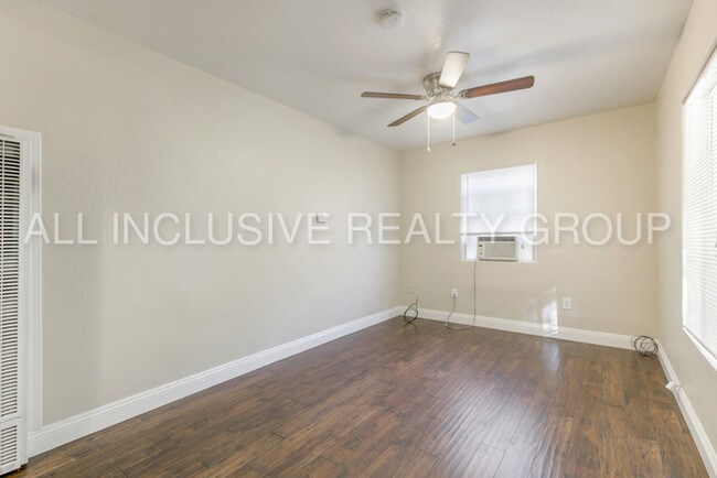 Building Photo - 7325 Sidney Dr