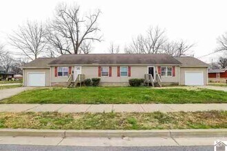 Building Photo - 703 N 23rd St
