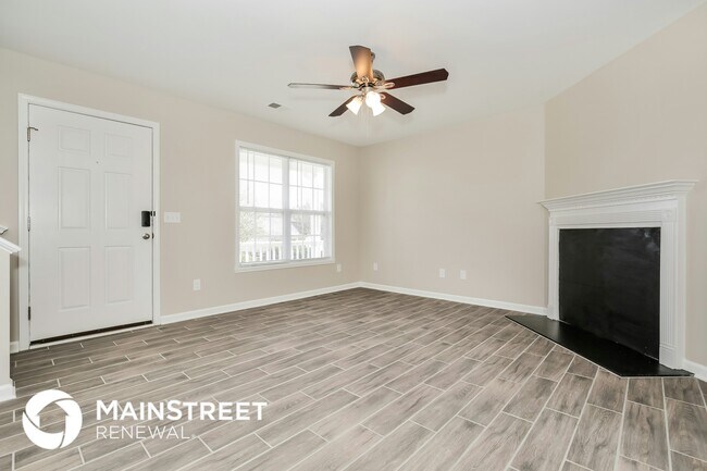 Foto del edificio - 4478 Weatherton Dr