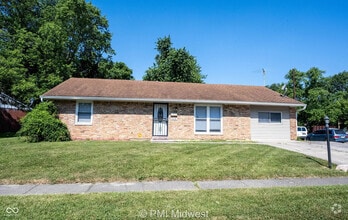 Building Photo - 3926 Malibu Dr